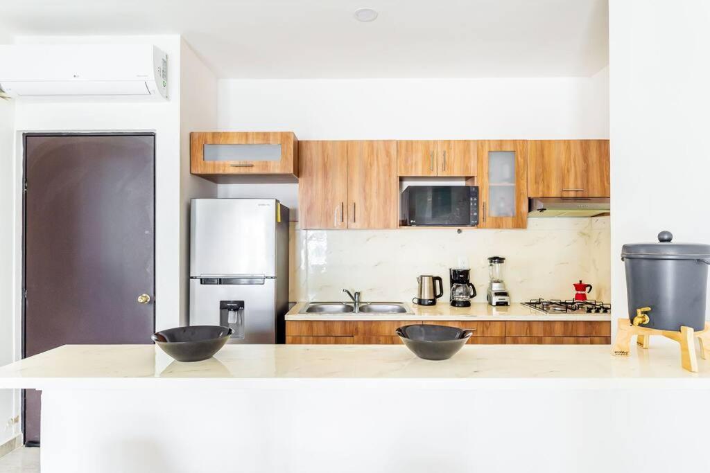 Lovely Cozy Apt W/Pool 2 Bedrooms. Great Location! Puerto Morelos Luaran gambar