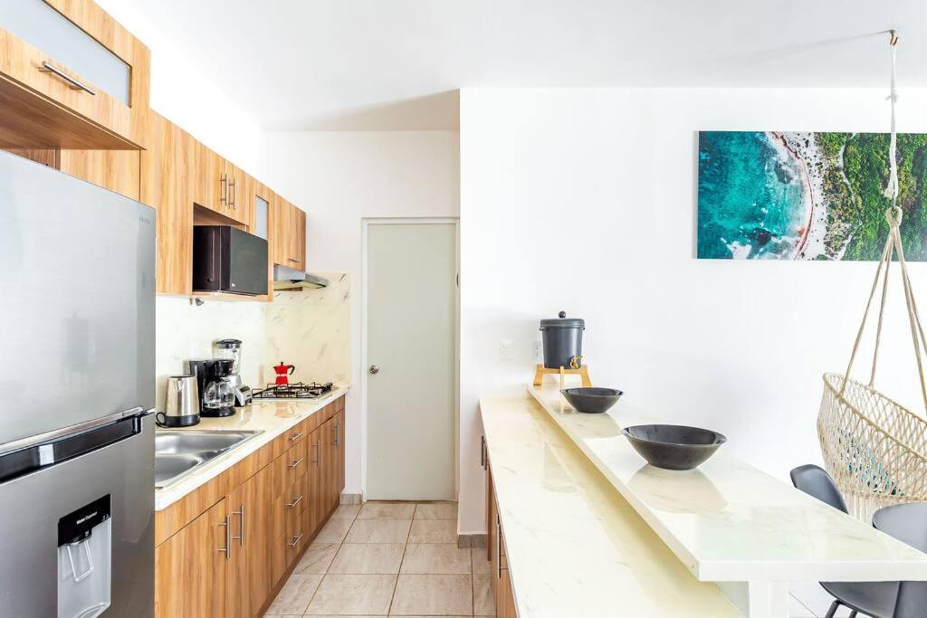 Lovely Cozy Apt W/Pool 2 Bedrooms. Great Location! Puerto Morelos Luaran gambar