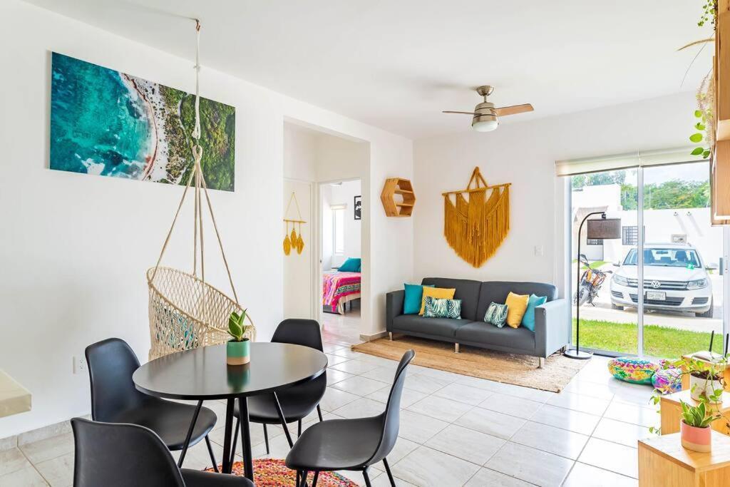 Lovely Cozy Apt W/Pool 2 Bedrooms. Great Location! Puerto Morelos Luaran gambar